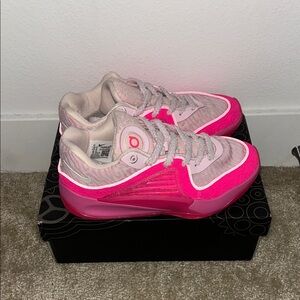 Nike KD 16 Aunt Pearl